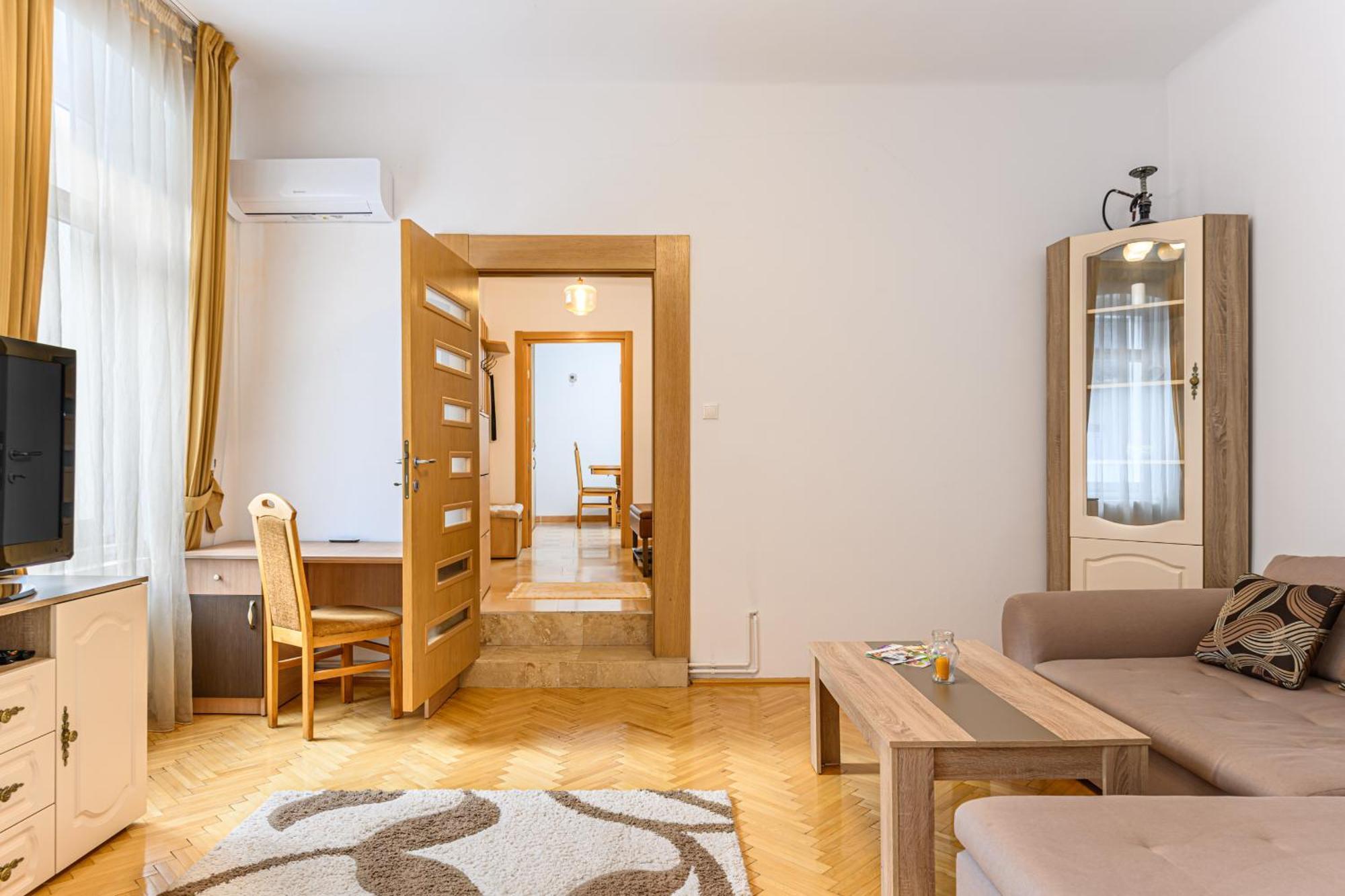 Brasov Centrul Vechi - 67Sqm - 2Min To Counsel Square公寓 外观 照片